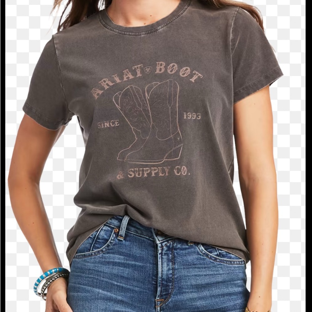 Ariat Graphic Short Sleeve Tee